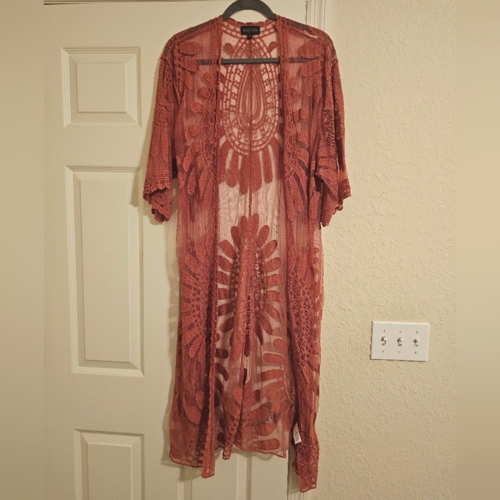 Artesia Lace Kimono